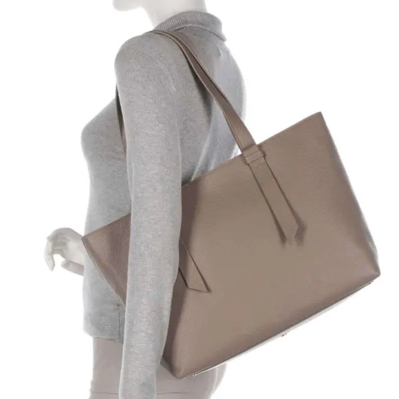 COCCINELLE TOTE -  Italian Leather - Picture 5 of 14